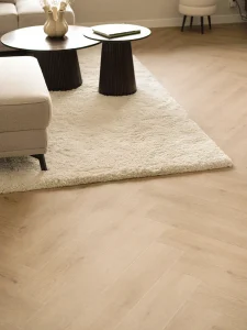Floer-floerboden-Klick-Vinylboden-Bryde-Braun-Einrichtung-Wohnzimmer