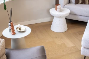 Floer Hybrid Holz Fischgrätboden Reine Eiche interieur