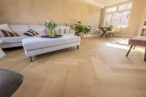 Floer Hybrid Holz Fischgrätboden Reine Eiche Einrichtung
