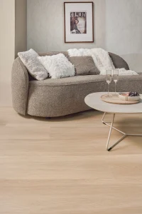 Floer Landhaus Klick Vinylboden Natur Eiche Wohnzimmer