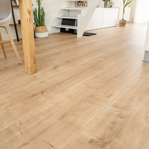 Wie tauscht man eine Laminatdiele richtig aus?