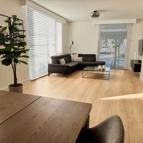 Floer-floerboden-Hybrid-Laminat-Landhaus-Unbehandelte-Eiche-Einrichtung-4