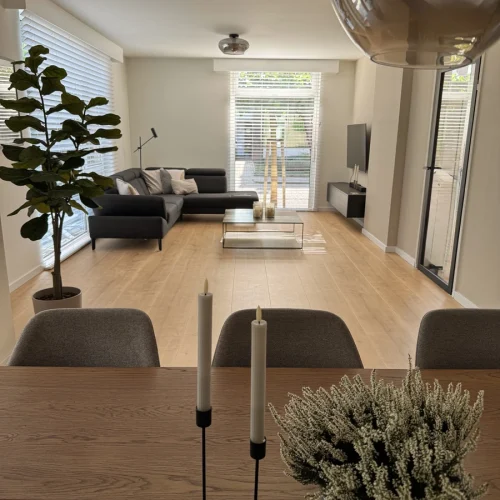 Wie verlegt man einen Hybrid Laminatboden selbst?