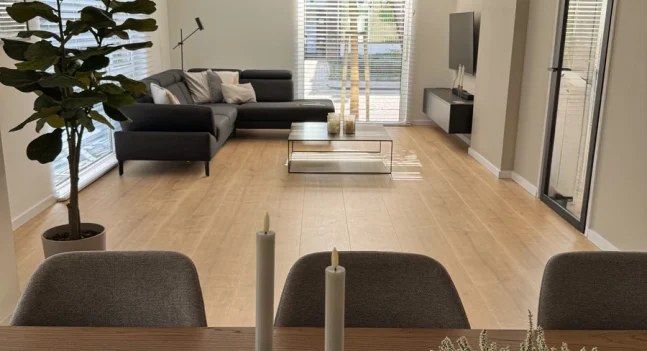 Floer-floerboden-Hybrid-Laminat-Landhaus-Unbehandelte-Eiche-Einrichtung-5