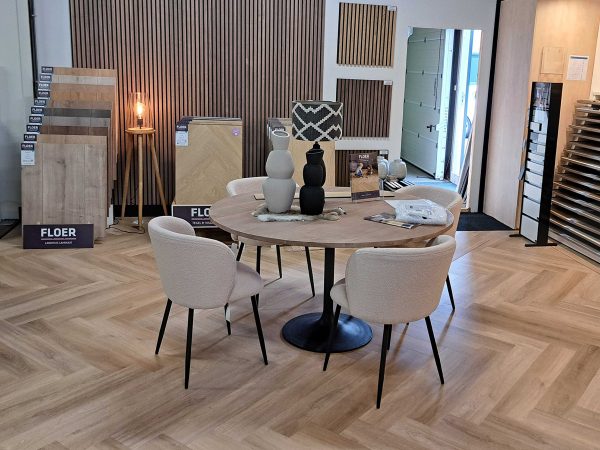 VIS-Interieur-Stijl-Showroom-binnen