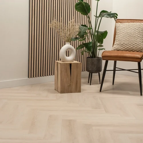 6 neue Fischgrät Vinyl Böden | Neu bei Floer