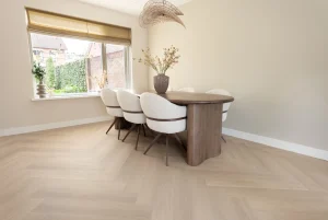 Floer-floerboden-Walfischgrät-Vinyl-Swordfish-Sand-Wohnzimmer-1