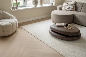 Floer-floerboden-Walfischgrät-Vinyl-Swordfish-Sand-Wohnzimmer-3