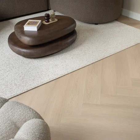 Floer-floerboden-Walfischgrät-Vinyl-Swordfish-Sand-Wohnzimmer-4