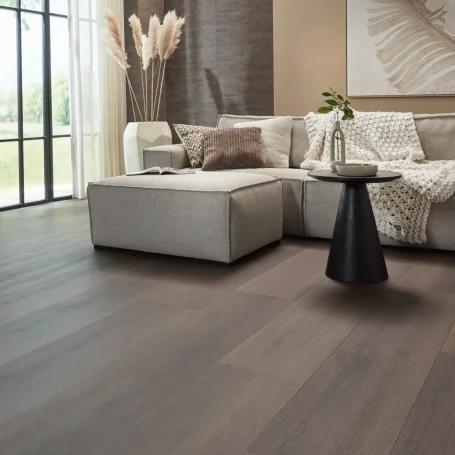 Floer Landhaus Click Vinyl Boden Dunkle Eiche Wohnzimmer
