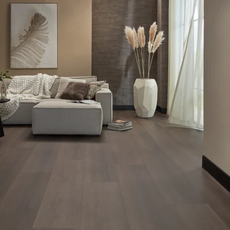 Floer Landhaus Klebe Vinyl Boden Dunkle Eiche Wohnzimmer