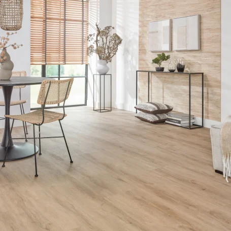 Floer Landhaus Klick Vinyl Boden Graue Eiche Wohnzimmer