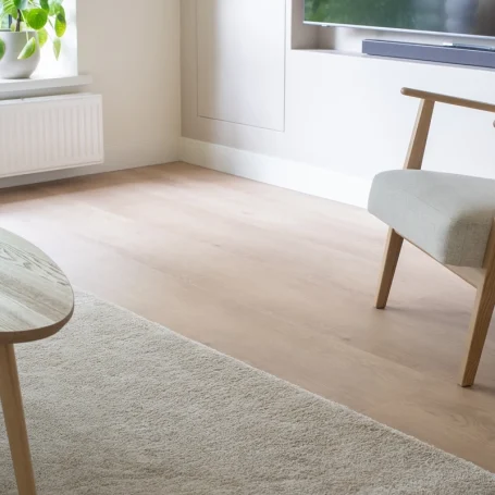 Floer Landhaus Klick Vinyl Boden Verwitterte Eiche Wohnzimmer