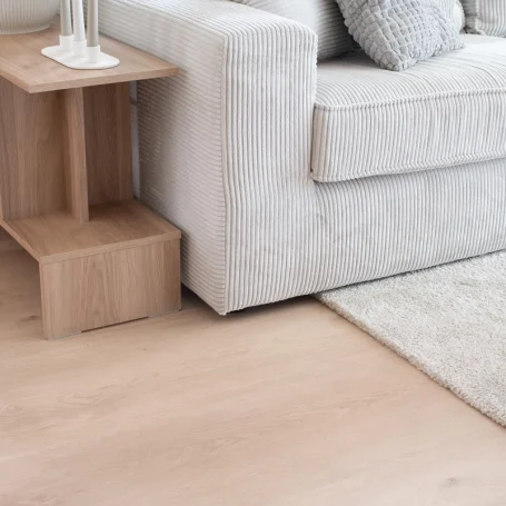 Floer Landhaus Klick Vinyl Boden Verwitterte Eiche Wohnzimmer