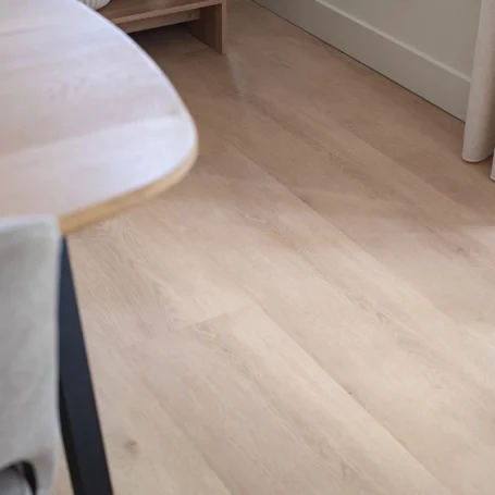 Floer Landhaus Vinyl Boden Verwitterte Eiche Wohnzimmer