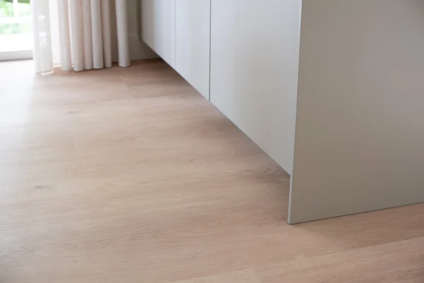 Floer Landhaus Vinyl Boden Verwitterte Eiche Wohnzimmer
